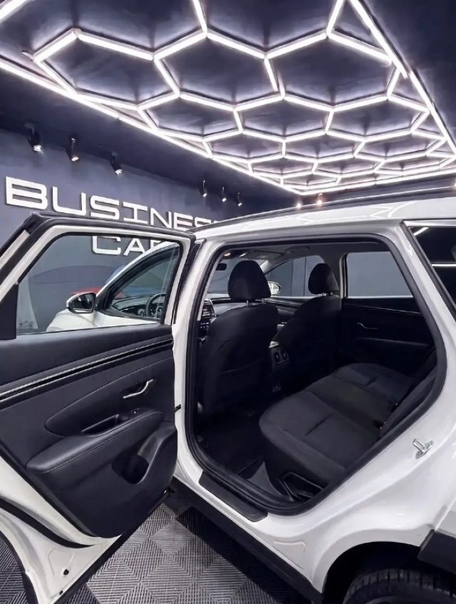 HYUNDAI TUCSON 1.6 CRDI XTECH - foto 6