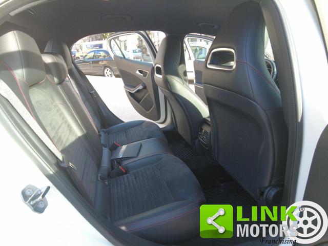 MERCEDES-BENZ GLA 200 D AUTOMATIC PREMIUM AMG LINE - foto 16