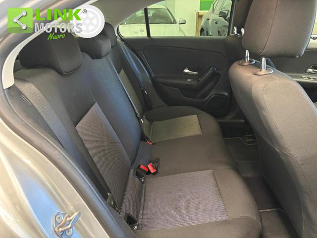 MERCEDES-BENZ A 180 D SEDAN PREMIUM - foto 24
