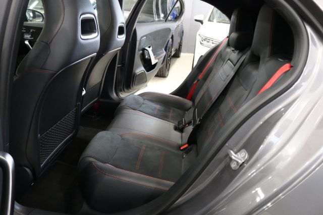 MERCEDES-BENZ A 35 AMG 4MATIC PREMIUM PLUS - foto 12