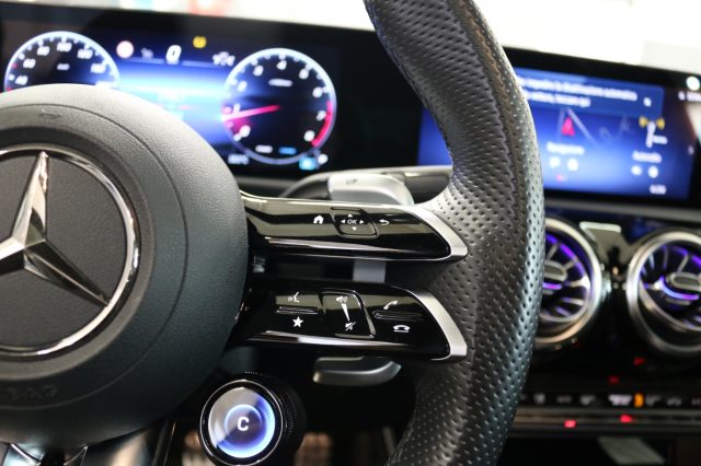 MERCEDES-BENZ A 35 AMG 4MATIC PREMIUM PLUS - foto 19