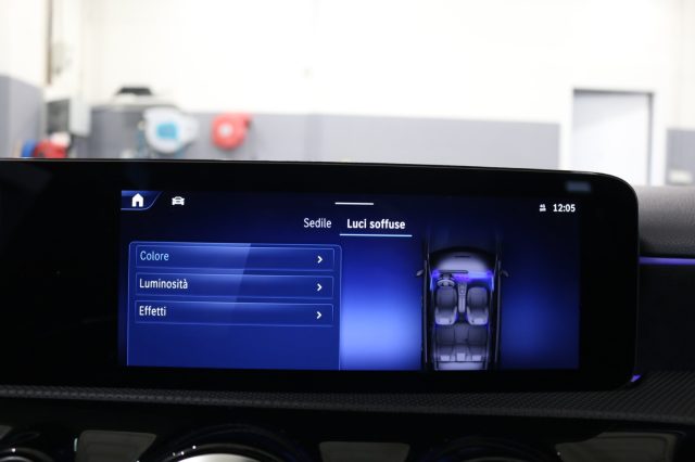 MERCEDES-BENZ A 35 AMG 4MATIC PREMIUM PLUS - foto 22