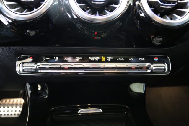 MERCEDES-BENZ A 35 AMG 4MATIC PREMIUM PLUS - foto 26