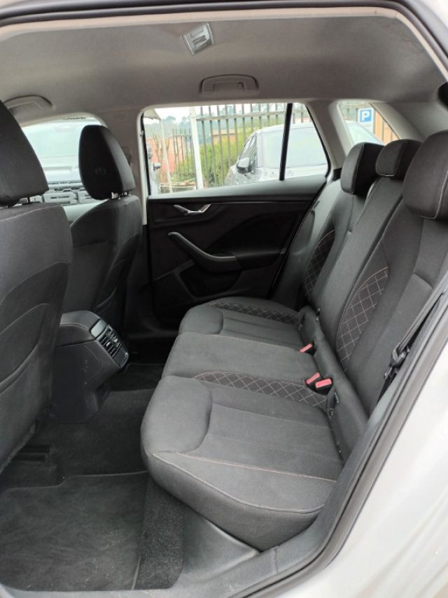 SKODA KAMIQ 1000 TSI 95CV CARPLAY ITALIA - foto 6