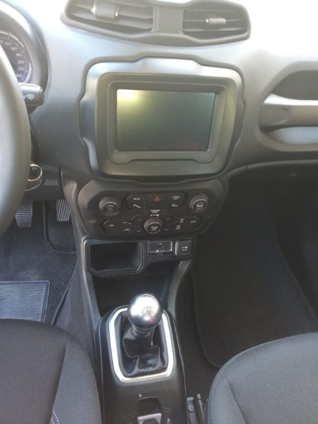 JEEP RENEGADE 1000 T3 LONGITUDE 120CV CARPLAY  - foto 11