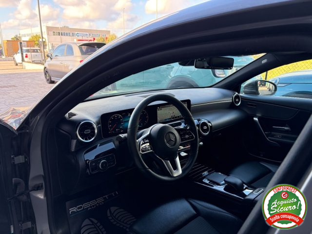 MERCEDES-BENZ A 180 D AUTOMATIC ANCHE PER NEOPATENTA - foto 10