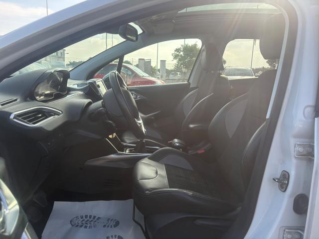 PEUGEOT 2008 1° SERIE 1.6 E-HDI 115 CV STOP&S - foto 6