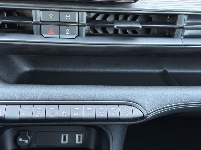 JEEP AVENGER 1.2 TURBO LONGITUDE FWD 100CV MY - foto 23