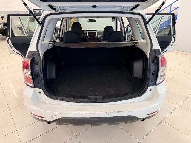 SUBARU FORESTER 2.0D XS EXCLUSIVE - foto 11