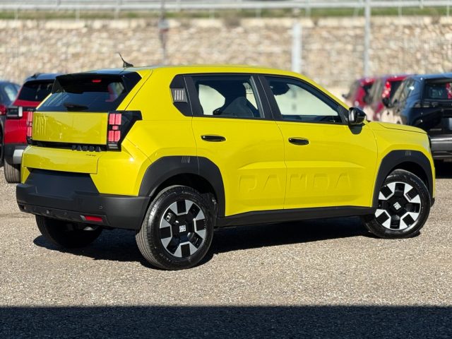 FIAT GRANDE PANDA 1.2 110CV HYBRID ICON AUTOMATICA - foto 8