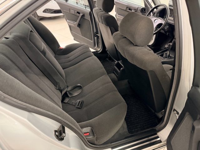 BMW 520 I 24V CAT - foto 12
