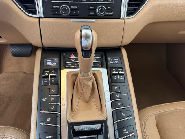 PORSCHE MACAN 3.0 DIESEL S //TETTO//20// - foto 26