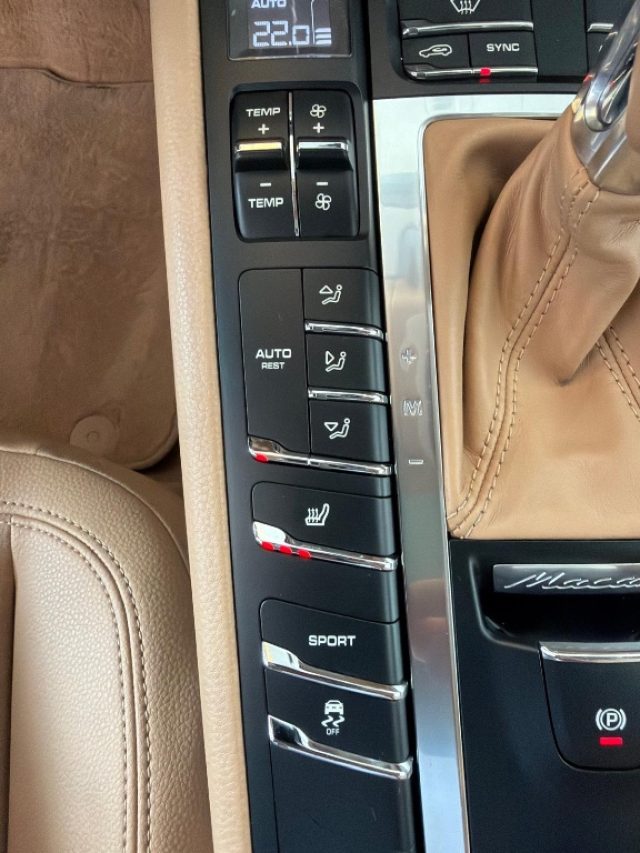 PORSCHE MACAN 3.0 DIESEL S //TETTO//20// - foto 33