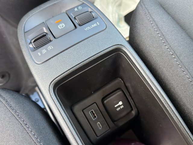 FIAT 500 BERLINA HYBRID ICON - foto 17