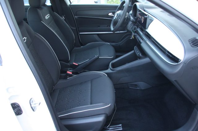 FIAT 600 1.2 110CV DCT HYBRID ICON NUOVO - foto 8