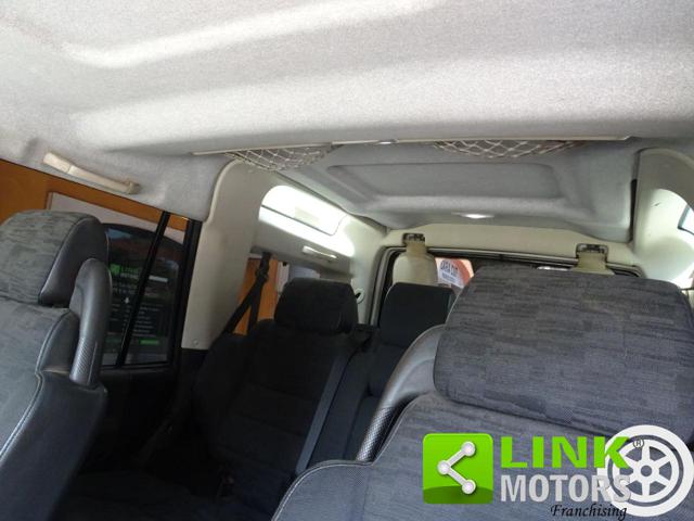 LAND ROVER DISCOVERY 2.5 TD5 7 POSTI - foto 11