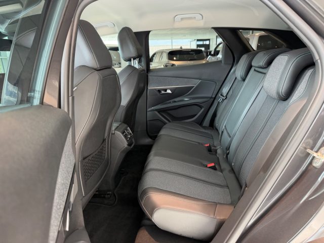 PEUGEOT 3008 BLUEHDI 130 S&S EAT8 ALLURE PACK - foto 8