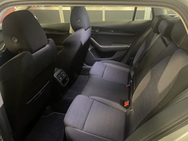 SKODA OCTAVIA 1.0 TSI WAGON EXECUTIVE NAVI LED - foto 7
