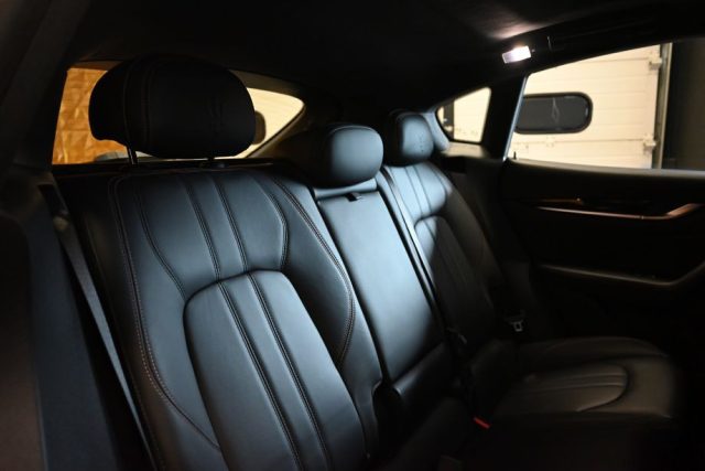 MASERATI LEVANTE 3.0V6 MODENA 350CV F1 TET.21"RAD - foto 41