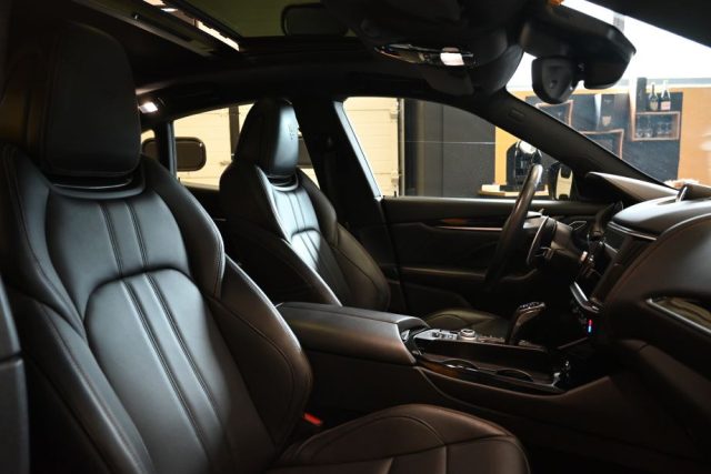 MASERATI LEVANTE 3.0V6 MODENA 350CV F1 TET.21"RAD - foto 44