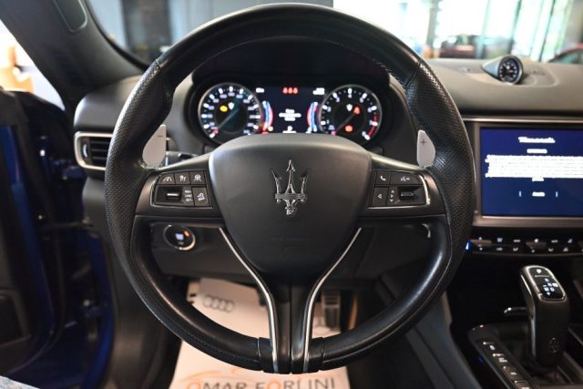 MASERATI LEVANTE 3.0V6 MODENA 350CV F1 TET.21"RAD - foto 50