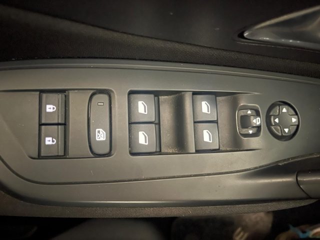 PEUGEOT 308 1.5 BLUEHDI EAT8 SW ACTIVE PACK  - foto 21