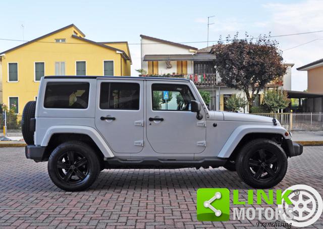JEEP WRANGLER UNLIMITED 2.8 CRD DPF SAHARA AUT - foto 6
