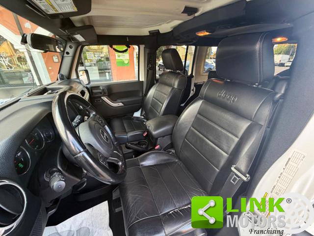 JEEP WRANGLER UNLIMITED 2.8 CRD DPF SAHARA AUT - foto 10