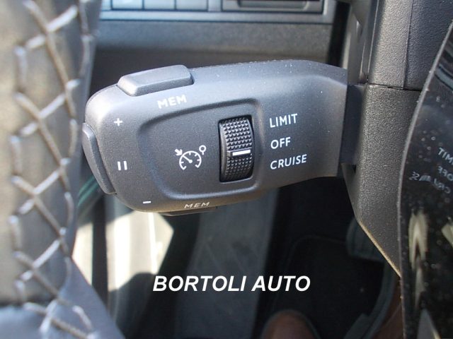 PEUGEOT 3008 BLUEHDI 130 42.000 KM EAT8 ALLUR - foto 23