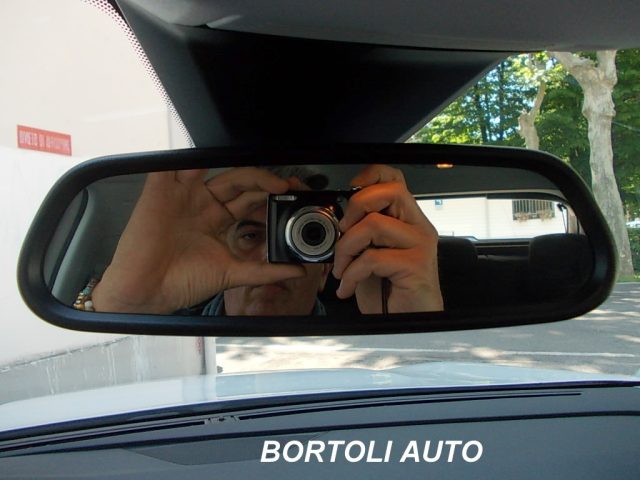 PEUGEOT 3008 BLUEHDI 130 42.000 KM EAT8 ALLUR - foto 30