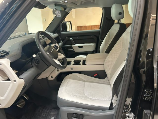 LAND ROVER DEFENDER 110 3.0D I6 200 CV AWD AUTO X-DY - foto 9