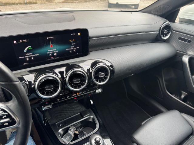 MERCEDES-BENZ CLA 180 SHOOTING BRAKE SPORT - foto 28