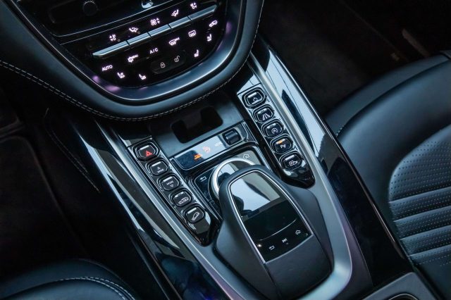 ASTON MARTIN DBX SPECIAL PAINT|22''|TETTO PANORAM - foto 13