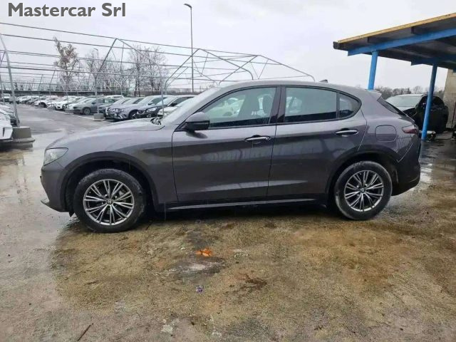 ALFA ROMEO STELVIO 2023 2.2 T SUPER Q4 210CV AUTO - - foto 2