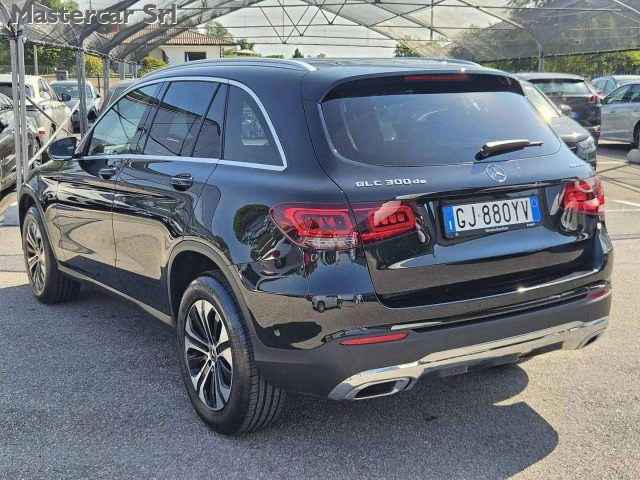 MERCEDES-BENZ GLC 300 300 DE 4MATIC EQ-POWER BUSINESS  - foto 6