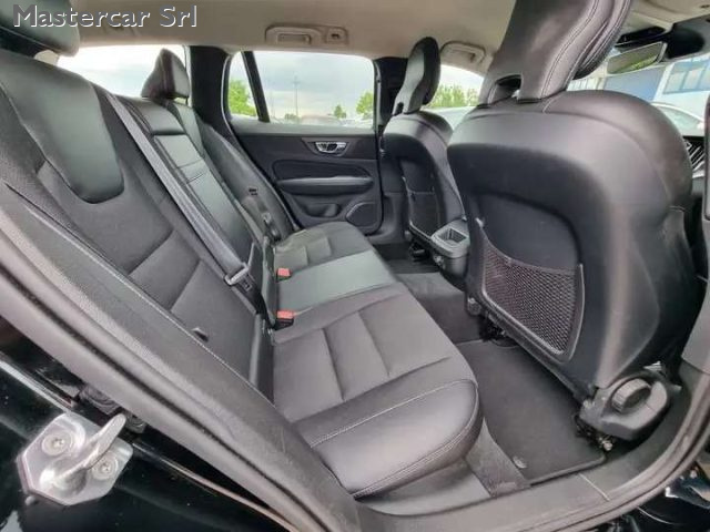 VOLVO V60 CROSS COUNTRY 2.0 D4 BUSINESS PLUS AWD GANCIO  - foto 12