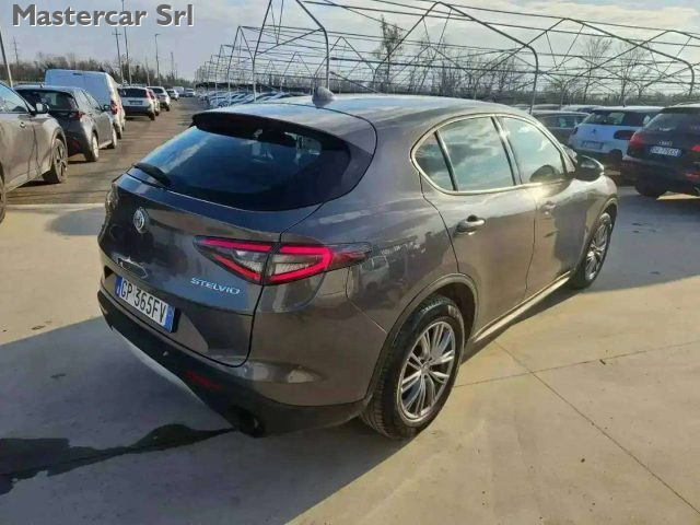 ALFA ROMEO STELVIO MY23 2.2 TD SUPER Q4 210CV AUTO  - foto 6