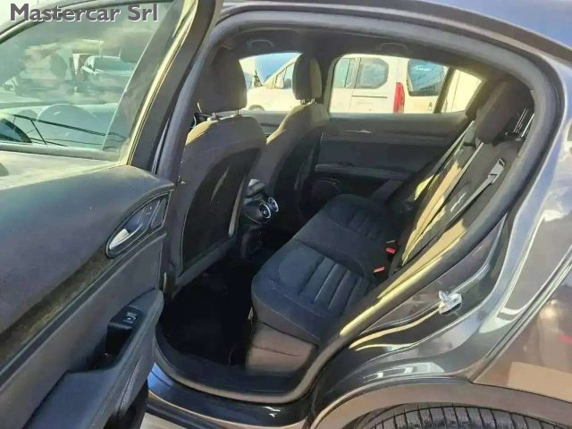 ALFA ROMEO STELVIO MY23 2.2 TD SUPER Q4 210CV AUTO  - foto 12
