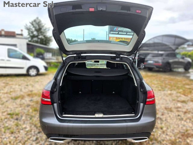 MERCEDES-BENZ C 200 CLASSE C  SW SW EQ-BOOST SPORT A - foto 10