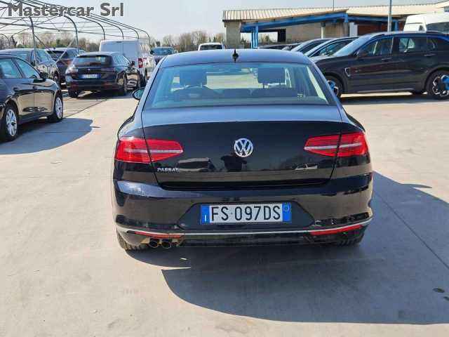 VOLKSWAGEN PASSAT BERLINA 2.0 TDI EXECUTIVE 4MOTIO - foto 5