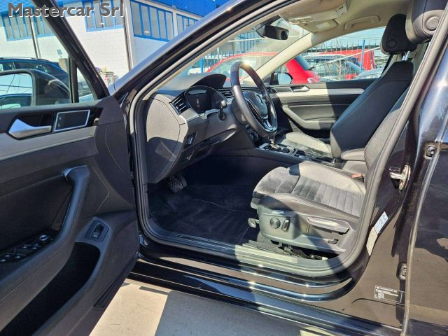 VOLKSWAGEN PASSAT BERLINA 2.0 TDI EXECUTIVE 4MOTIO - foto 11
