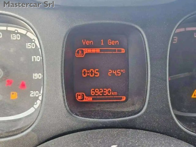 FIAT PANDA 1.2 69 CV VAN 2 POSTI EURO6 POP  - foto 12