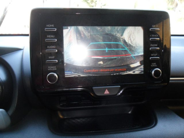 TOYOTA YARIS 1.5 HYBRID 5 PORTE LOUNGE - foto 19