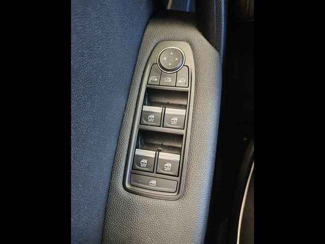 RENAULT CAPTUR 1.6 E-TECH FULL HYBRID TECHNO 14 - foto 7