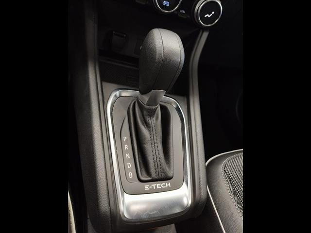 RENAULT CAPTUR 1.6 E-TECH FULL HYBRID TECHNO 14 - foto 17