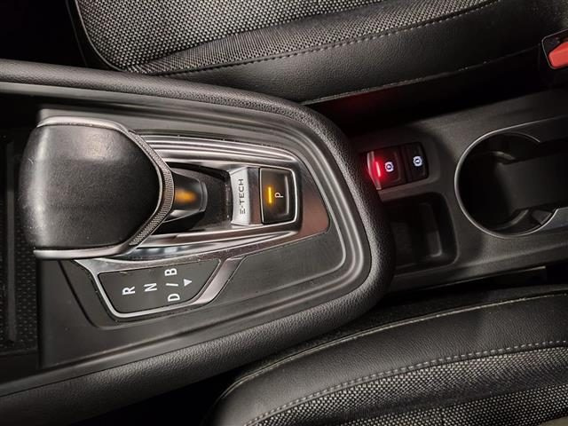 RENAULT CAPTUR 1.6 E-TECH FULL HYBRID EQUILIBRE - foto 14