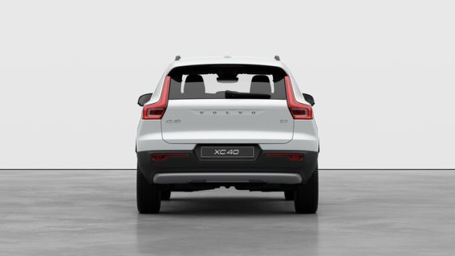 VOLVO XC40 ESSENTIAL B3 AUTO - foto 7