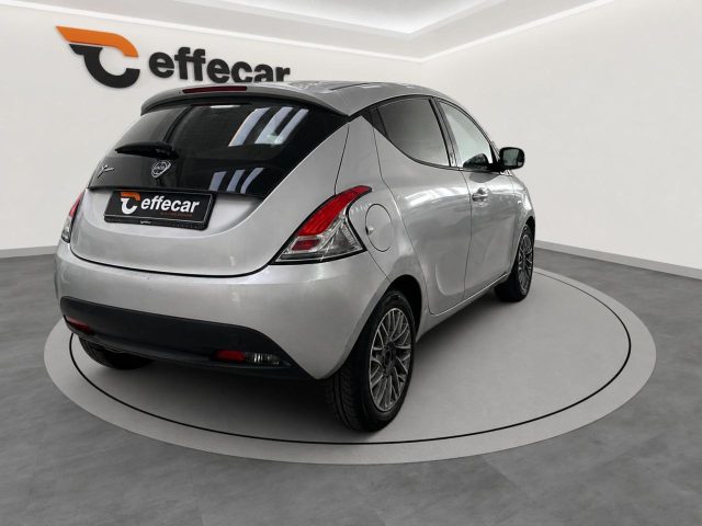 LANCIA YPSILON 1.2 69 CV 5 PORTE - foto 6