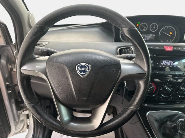 LANCIA YPSILON 1.2 69 CV 5 PORTE - foto 8