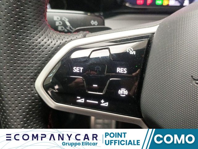 VOLKSWAGEN GOLF 2.0 TSI DSG GTI - foto 12